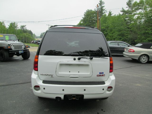 GMC Envoy XL 2006 photo 8