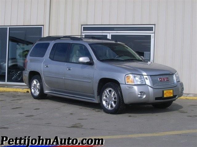 GMC Envoy XL EX Sedan 4D Sport Utility