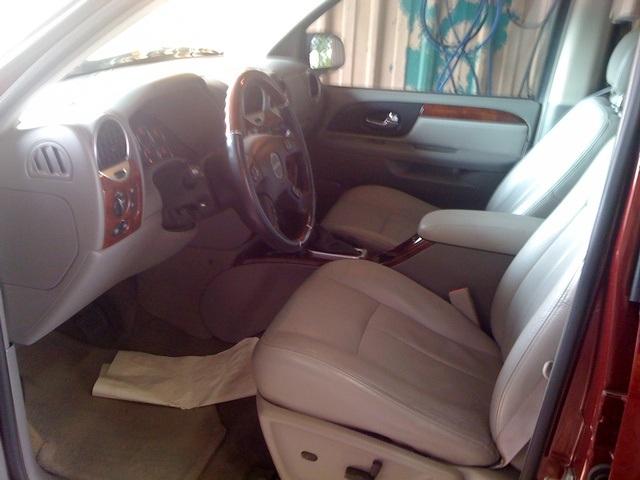 GMC Envoy XL 2006 photo 2