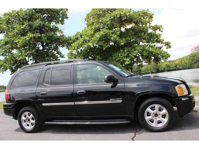 GMC Envoy XL 2006 photo 4