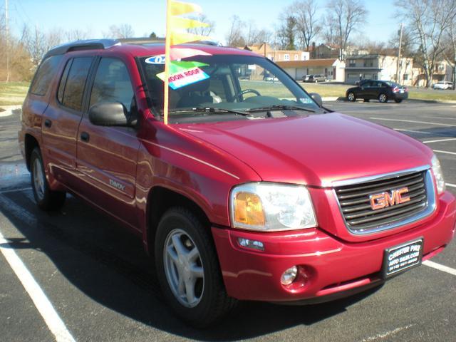 GMC Envoy XUV 2004 photo 2