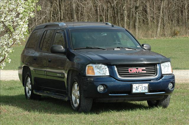 GMC Envoy XUV 2004 photo 4