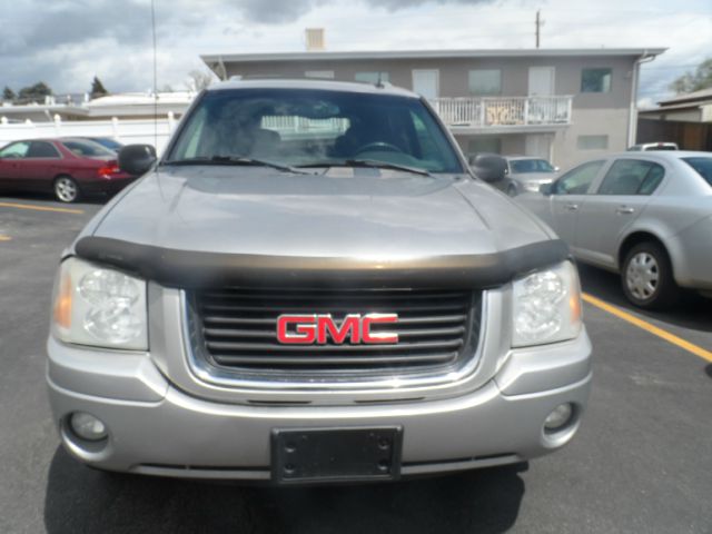 GMC Envoy XUV 2004 photo 9