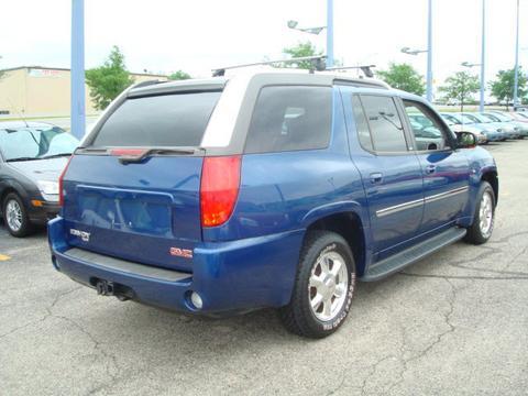 GMC Envoy XUV 2005 photo 1