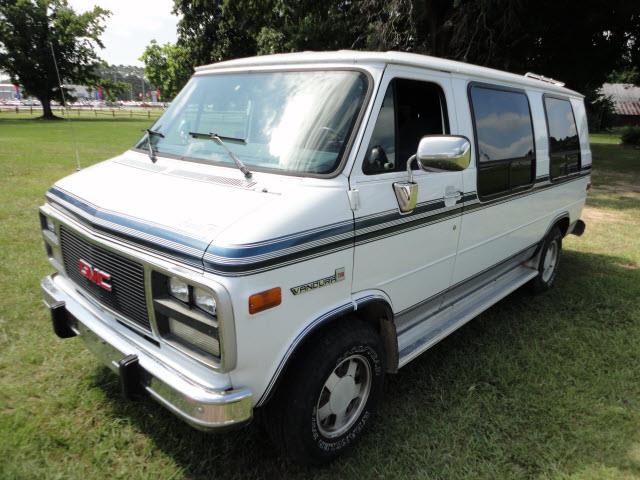 GMC G2500 Vandura 1995 photo 2