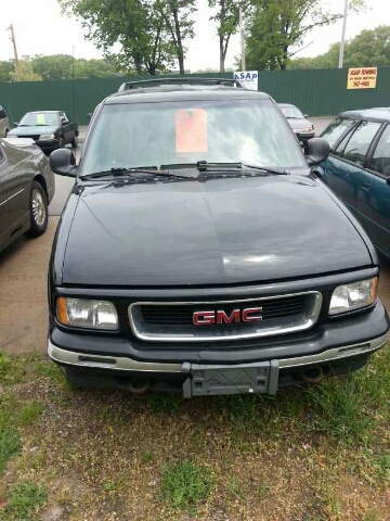 GMC Jimmy 1997 photo 2