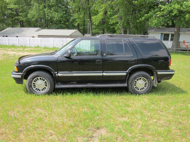 GMC Jimmy 1997 photo 4