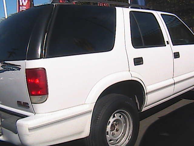 GMC Jimmy 1998 photo 3