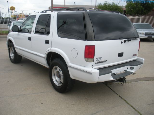 GMC Jimmy 1998 photo 1