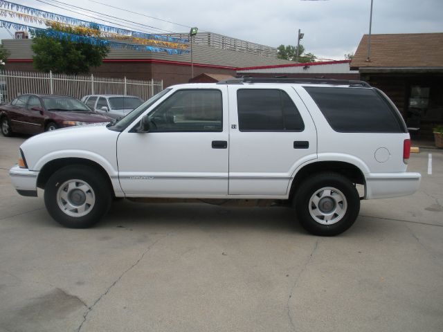 GMC Jimmy 1998 photo 3