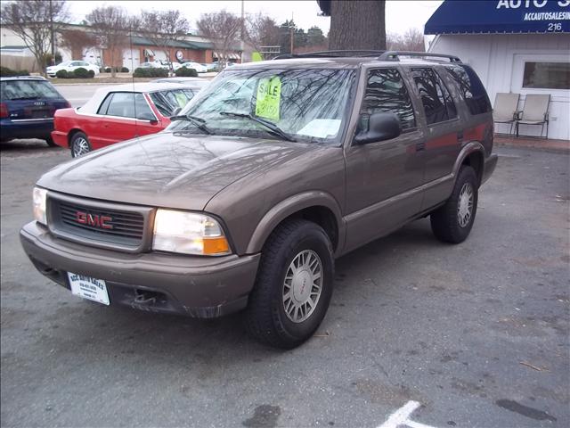 GMC Jimmy 1998 photo 1