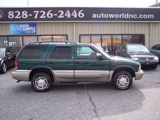 GMC Jimmy 1998 photo 0