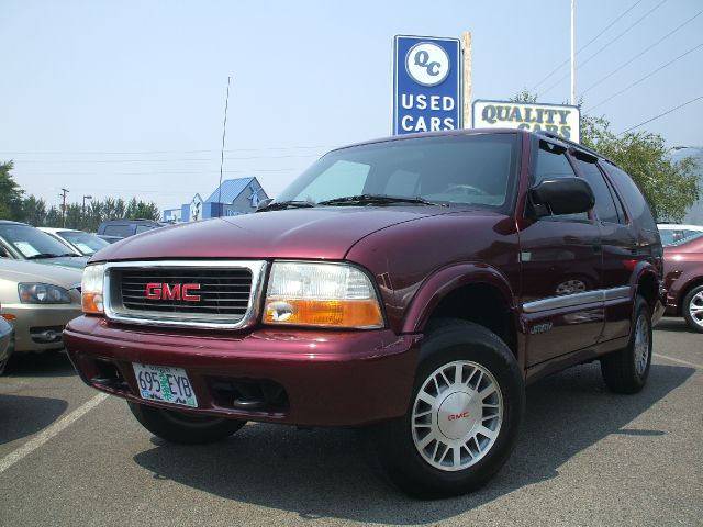 GMC Jimmy 2000 photo 1