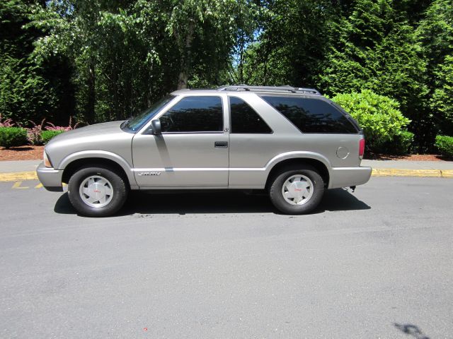 GMC Jimmy 2000 photo 3