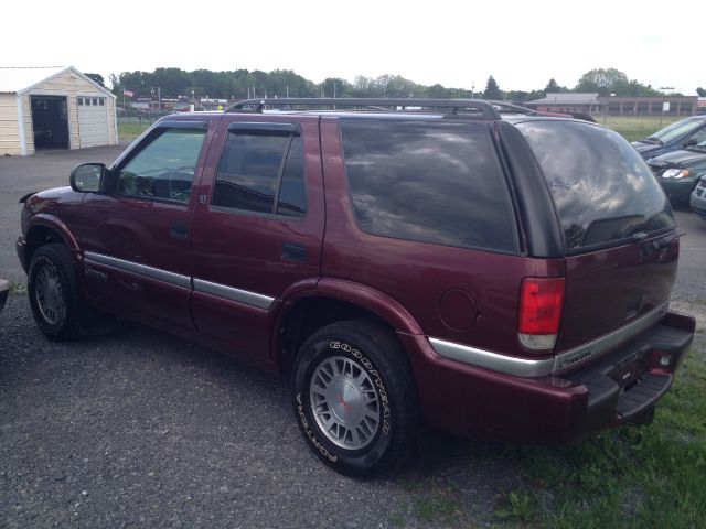 GMC Jimmy 2000 photo 3