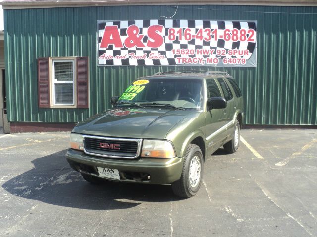 GMC Jimmy 2001 photo 4