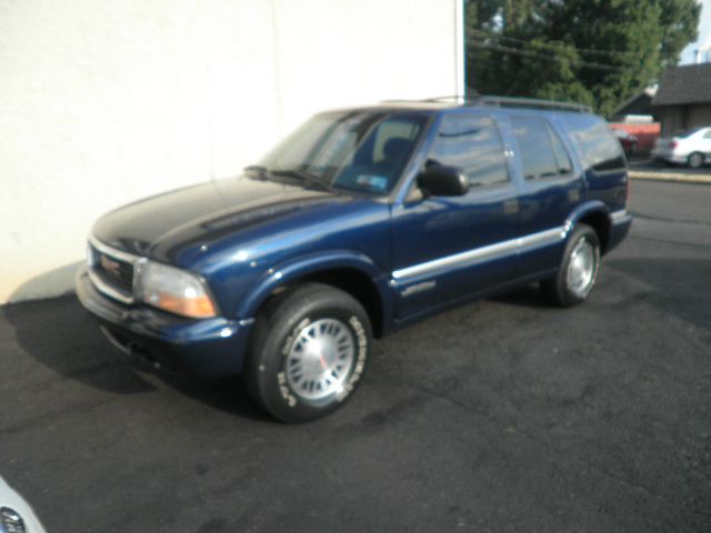 GMC Jimmy 2001 photo 3