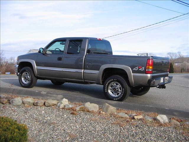 GMC K2500 2000 photo 2