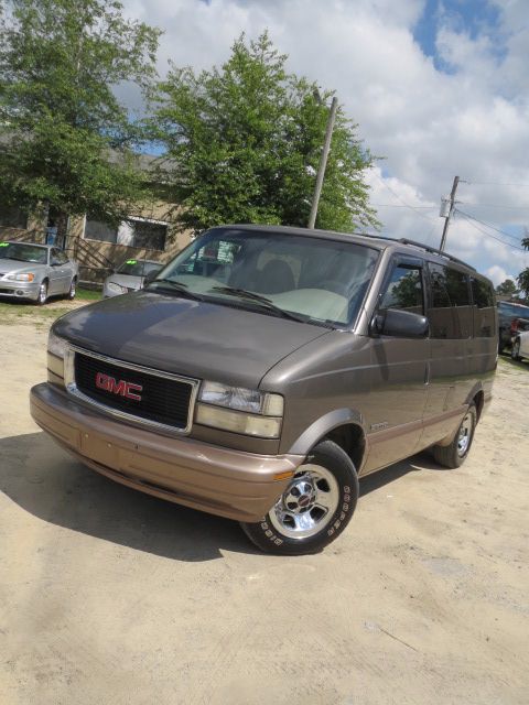 GMC Safari 2000 photo 13