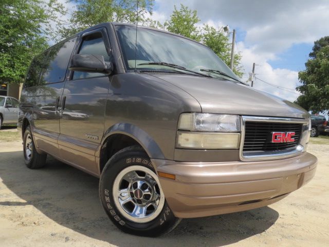 GMC Safari 2000 photo 14