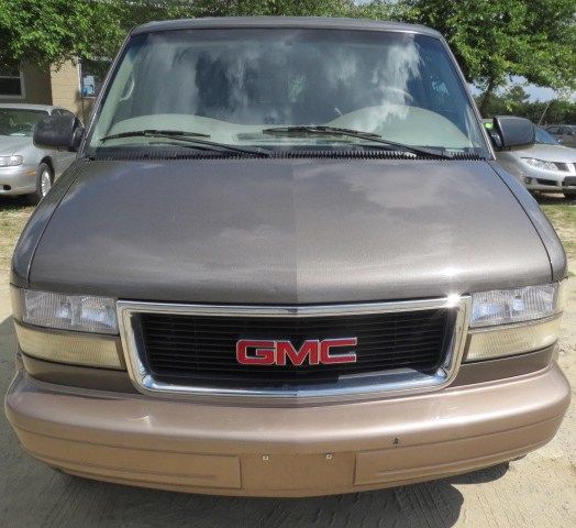 GMC Safari 2000 photo 31