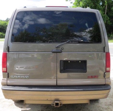 GMC Safari 2000 photo 4