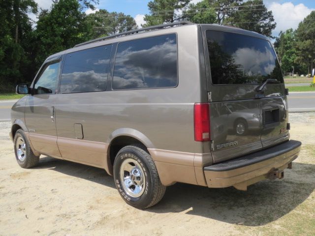 GMC Safari 2000 photo 9