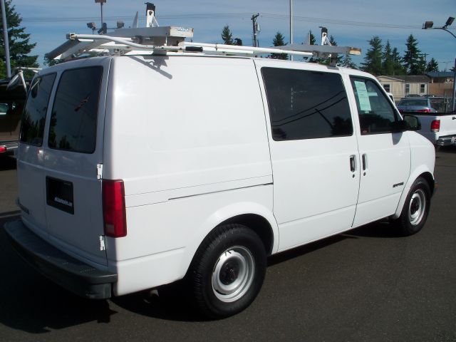 GMC Safari 2000 photo 6