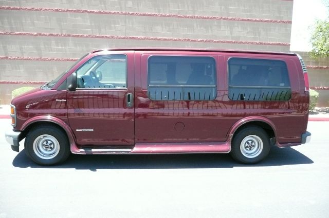 GMC Savana 1996 photo 14