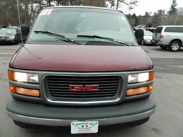 GMC Savana 1997 photo 1