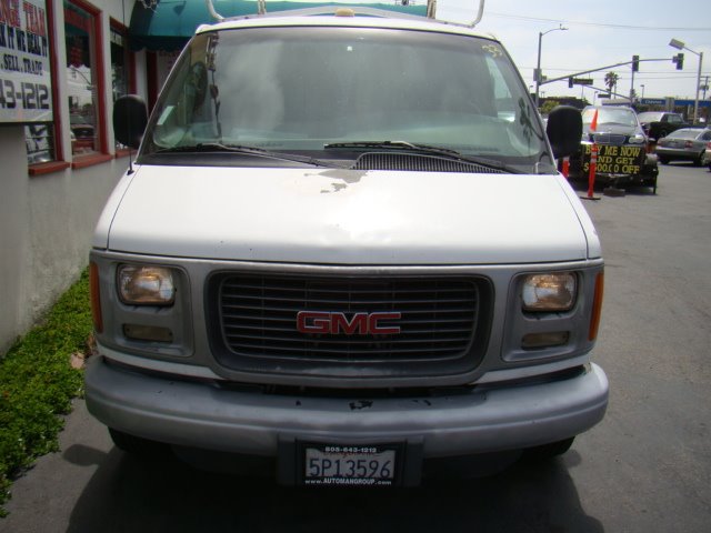 GMC Savana 1997 photo 16