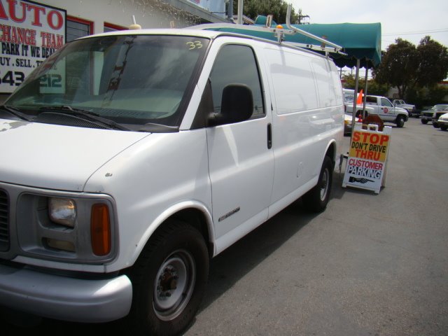 GMC Savana 1997 photo 19