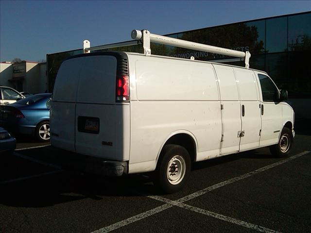 GMC Savana 2001 photo 1