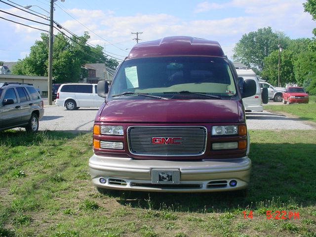 GMC Savana 2001 photo 4