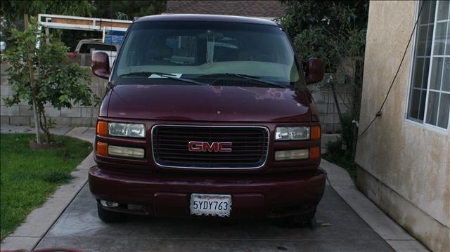 GMC Savana 2001 photo 4