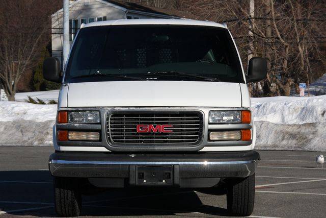 GMC Savana 2002 photo 1