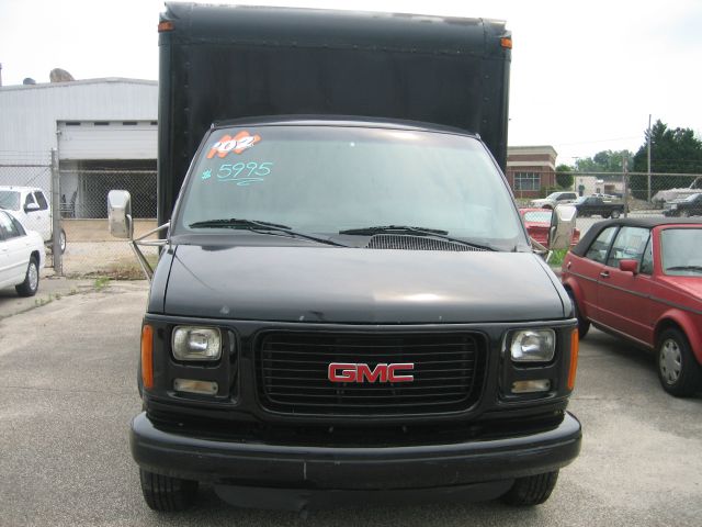 GMC Savana 2002 photo 6