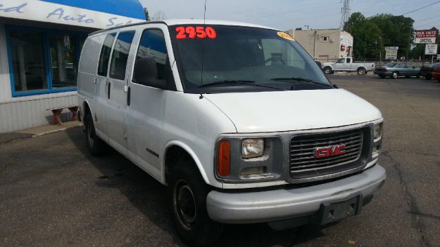 GMC Savana 2002 photo 5