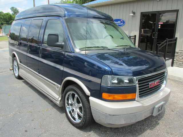 GMC Savana 2003 photo 3