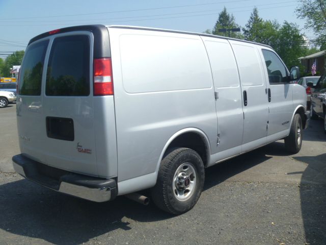 GMC Savana 2003 photo 7