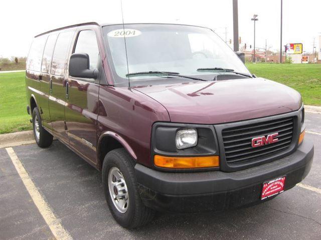 GMC Savana K SLT 4X4 Passenger Van