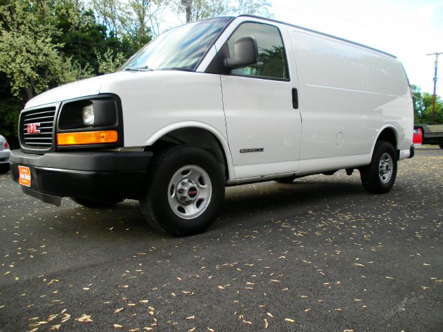 GMC Savana 2004 photo 5