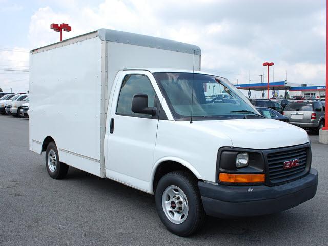 GMC Savana Unknown Passenger Van