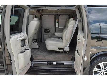 GMC Savana 2005 photo 3