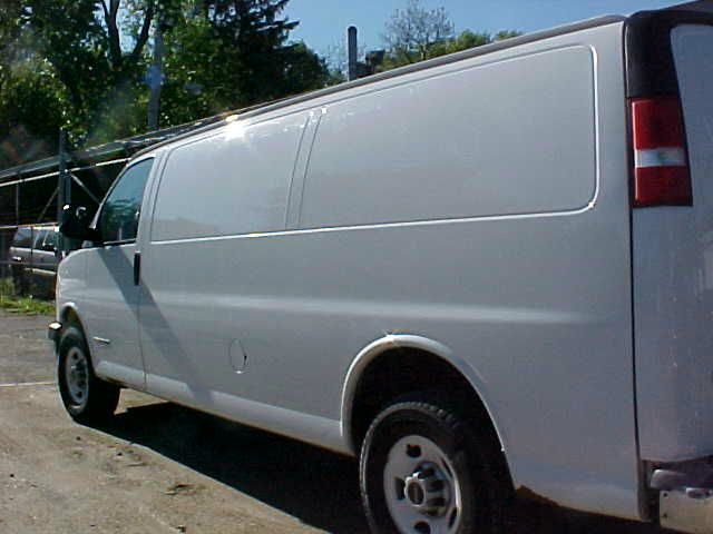 GMC Savana 2005 photo 3