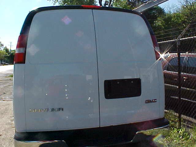 GMC Savana 2005 photo 5