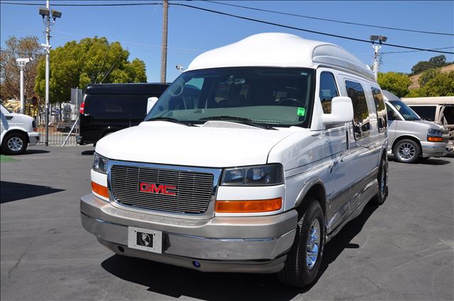 GMC Savana Slk32 Passenger Van