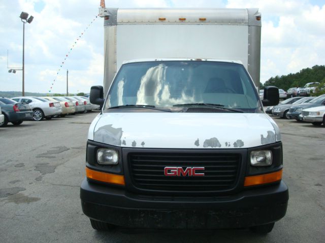 GMC Savana 2005 photo 1