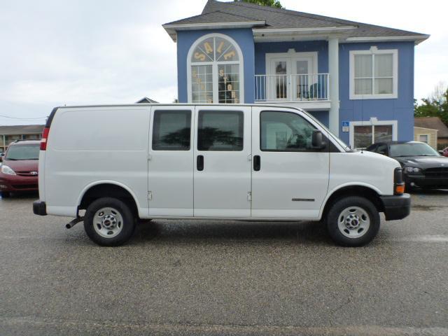 GMC Savana 2005 photo 4