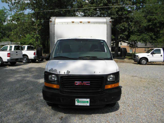 GMC Savana 1.8T Cabriolet Box Truck